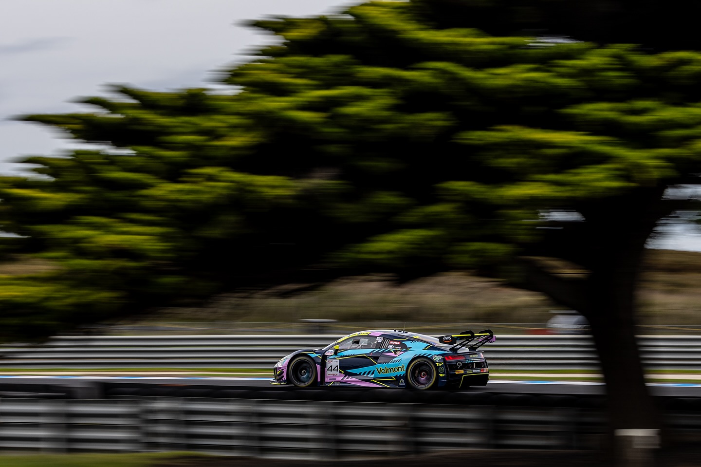 Geyer Valmont Racing | Mercedes-AMG GT3 | Tigani Motorsport